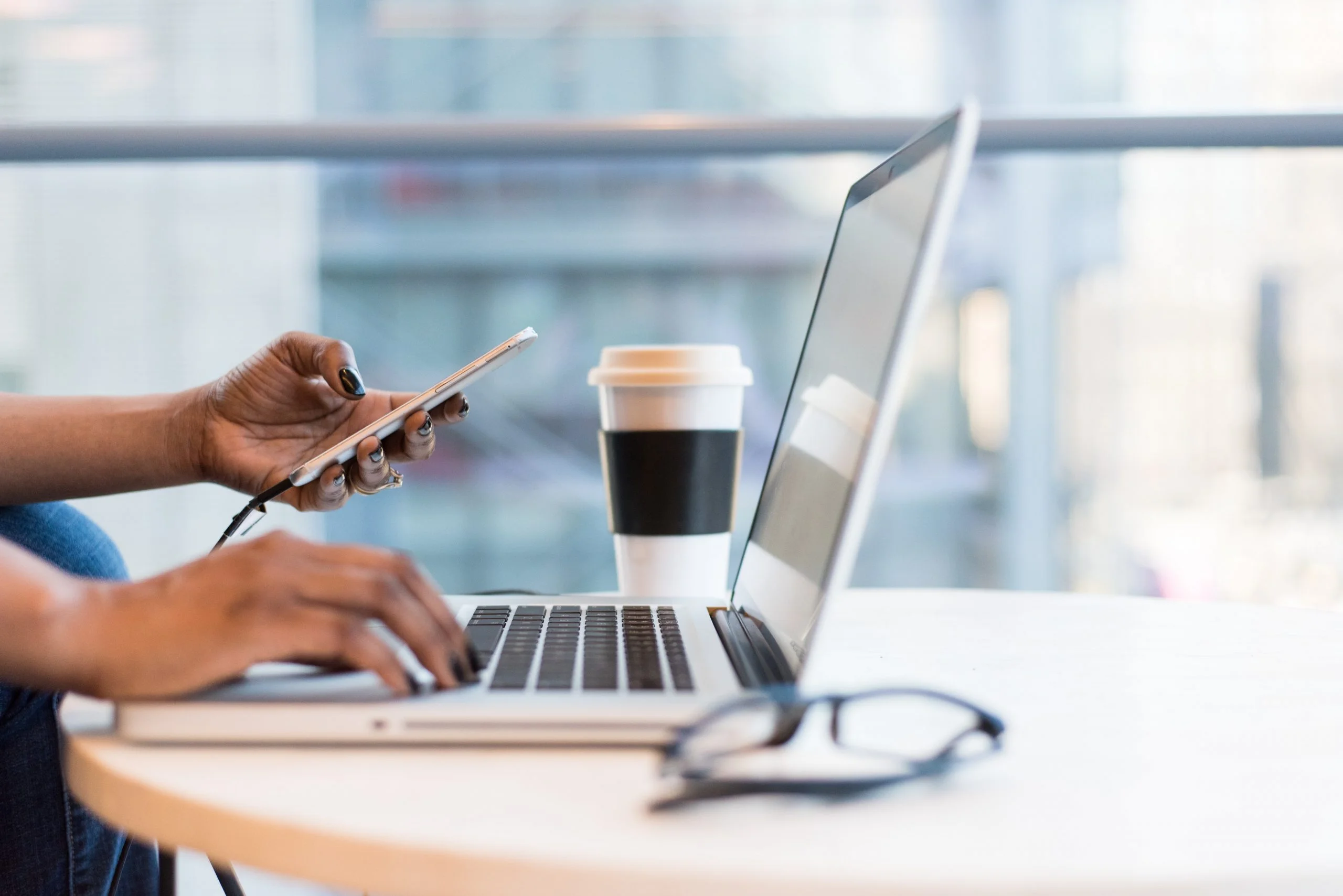 Importanti modifiche al diritto del lavoro: telelavoro, controlli di sobrietà